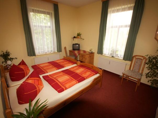 Pension Schmiedeschänke Dresden Zimmer foto